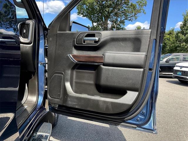 Photo of 2021 Blue GMC Sierra 1500