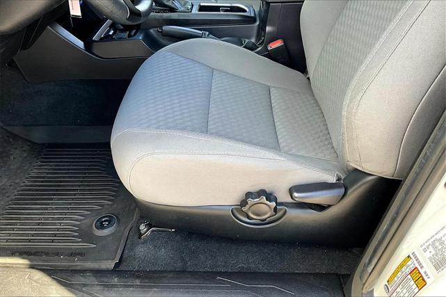 Photo of 2022 White Toyota Tacoma