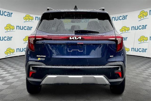 Photo of 2026 Blue Kia Seltos