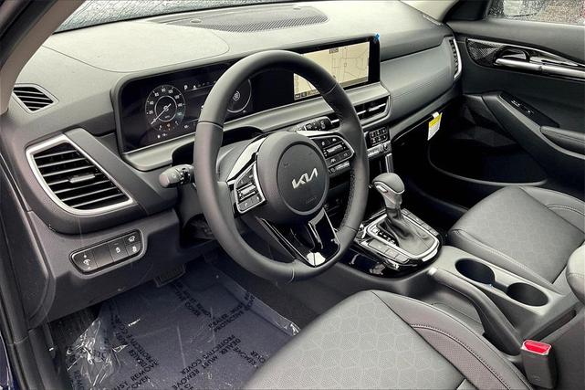 Photo of 2026 Blue Kia Seltos