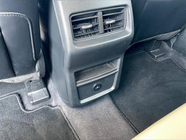 Photo of 2023 Silver Ford Edge