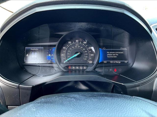 Photo of 2023 Silver Ford Edge