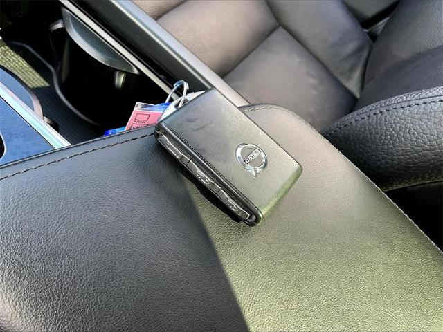Photo of 2024 Gray Volvo XC60