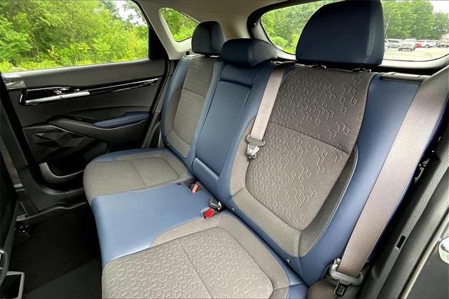 Photo of 2025 Gray Kia Seltos