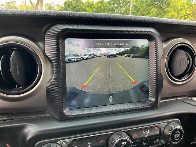 Photo of 2021 Blue Jeep Gladiator