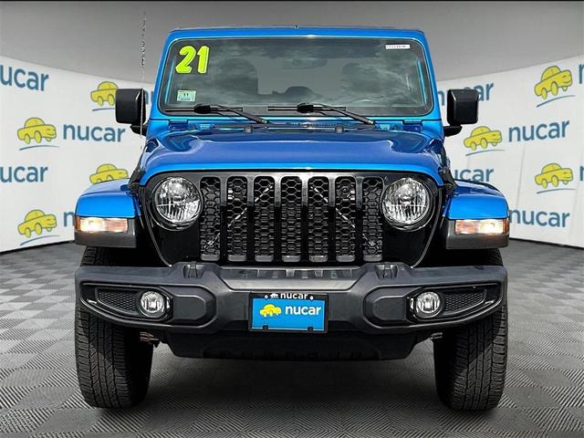 Photo of 2021 Blue Jeep Gladiator