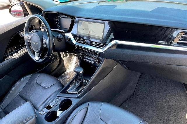 Photo of 2022 Black Kia Niro Plug-In Hybrid