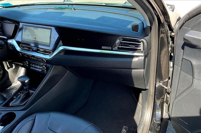 Photo of 2022 Black Kia Niro Plug-In Hybrid