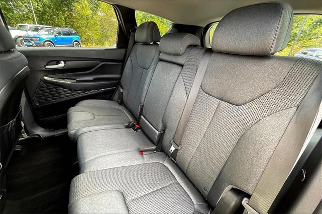 Photo of 2023 White Hyundai SANTA FE
