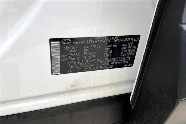 Photo of 2023 White Hyundai SANTA FE