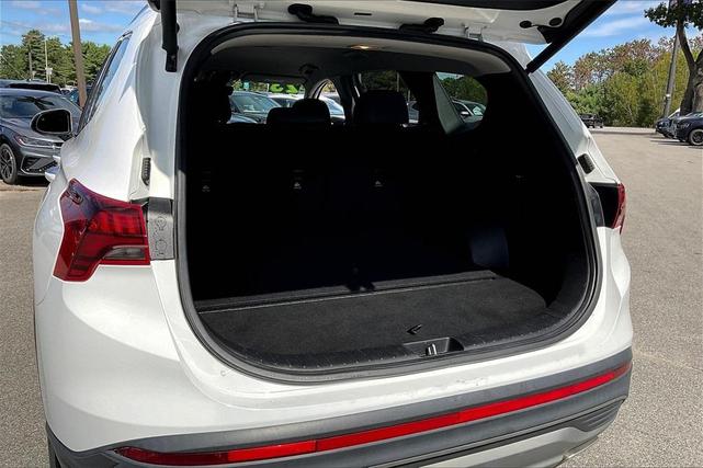 Photo of 2023 White Hyundai SANTA FE