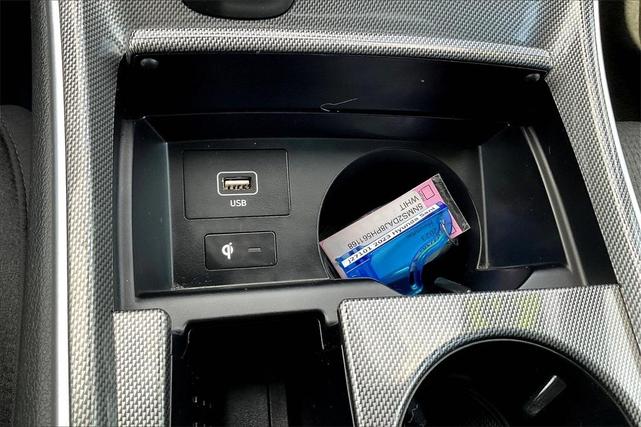 Photo of 2023 White Hyundai SANTA FE