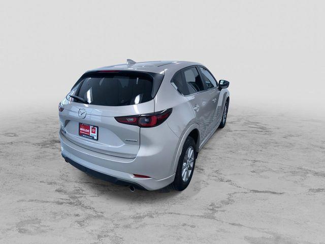 Photo of 2024 Platinum Quartz Metallic Mazda CX-5