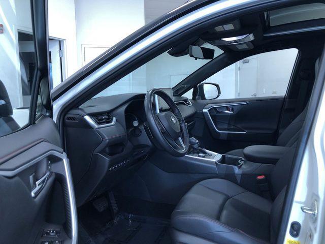 Photo of 2022 White Toyota RAV4 Prime