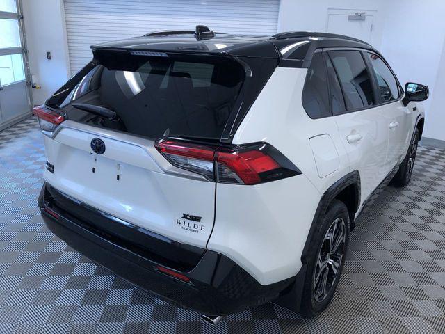 Photo of 2022 White Toyota RAV4 Prime