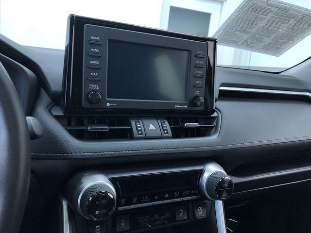Photo of 2022 Red Toyota RAV4