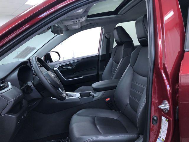 Photo of 2022 Red Toyota RAV4