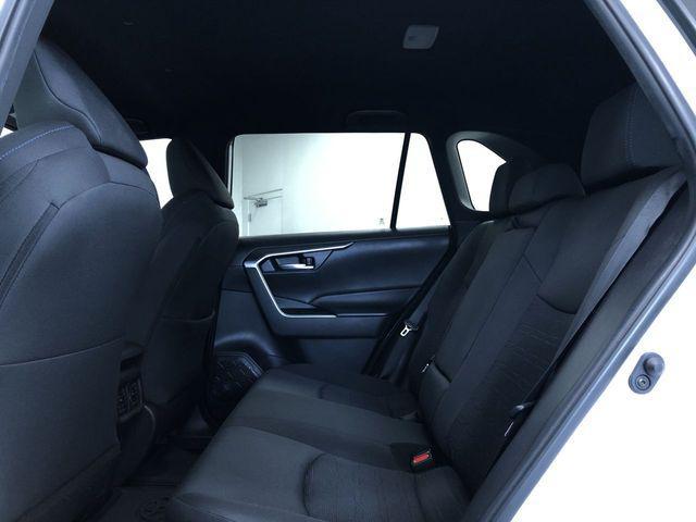 Photo of 2023 White Toyota RAV4 Hybrid
