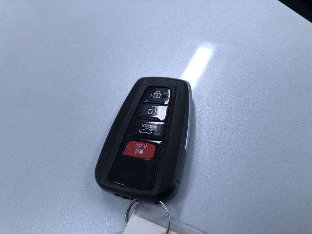 Photo of 2023 White Toyota RAV4 Hybrid