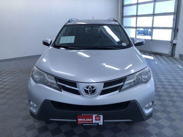 Photo of 2013 Classic Silver Metallic Toyota RAV4