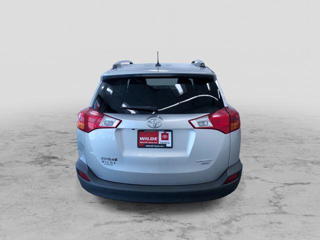 Photo of 2013 Classic Silver Metallic Toyota RAV4