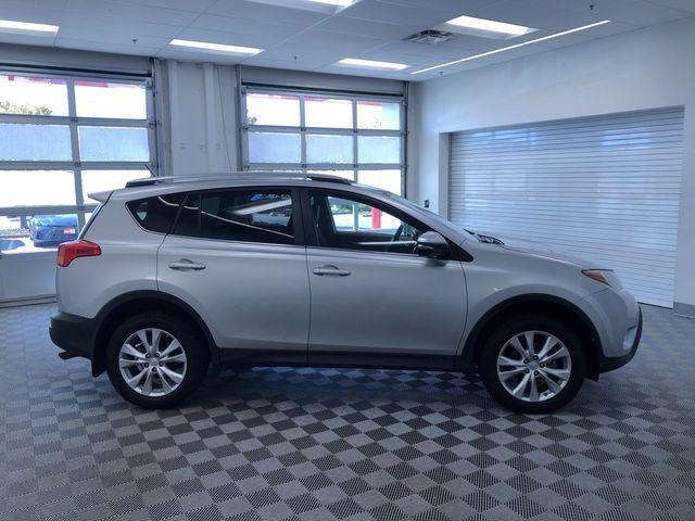 Photo of 2013 Classic Silver Metallic Toyota RAV4