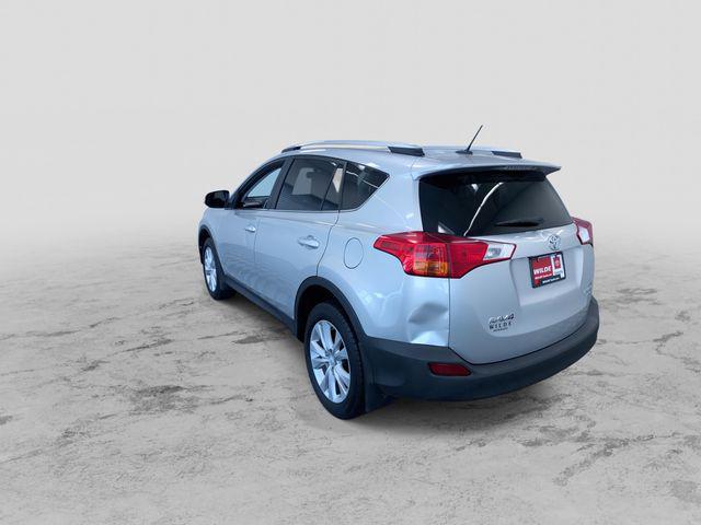 Photo of 2013 Classic Silver Metallic Toyota RAV4