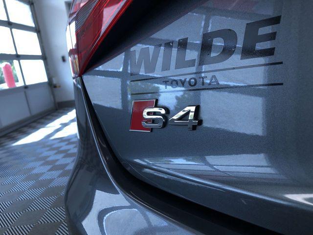Photo of 2016 Daytona Gray Pearl Audi S4