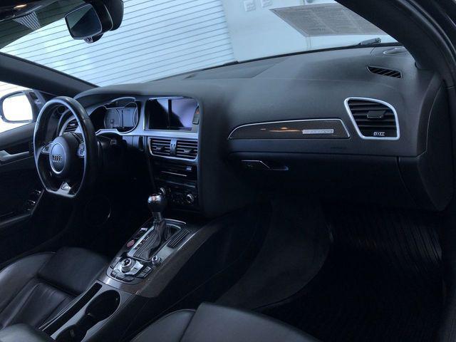 Photo of 2016 Daytona Gray Pearl Audi S4