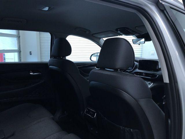 Photo of 2023 Shimmering Silver Pearl Hyundai SANTA FE