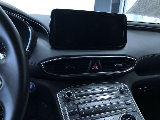 Photo of 2023 Shimmering Silver Pearl Hyundai SANTA FE