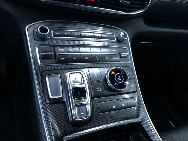 Photo of 2023 Shimmering Silver Pearl Hyundai SANTA FE