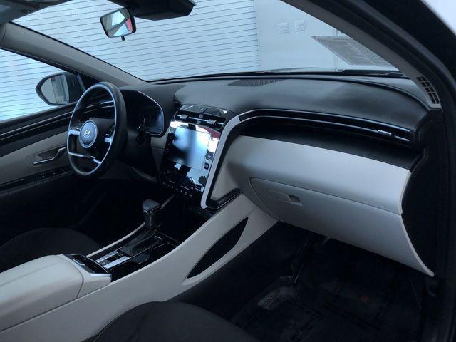 Photo of 2024 Black Pearl Hyundai TUCSON