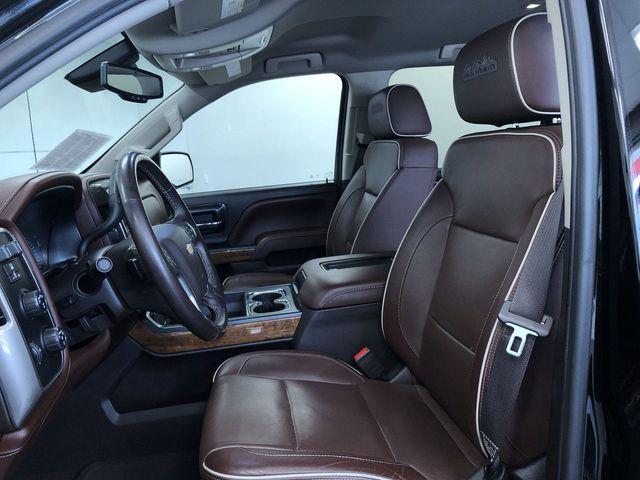Photo of 2017 Black Chevrolet Silverado 1500