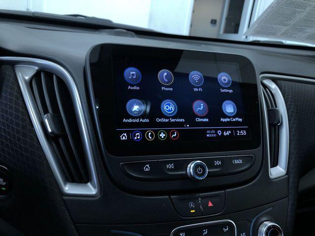 Photo of 2024 Mineral Gray Metallic Chevrolet Malibu