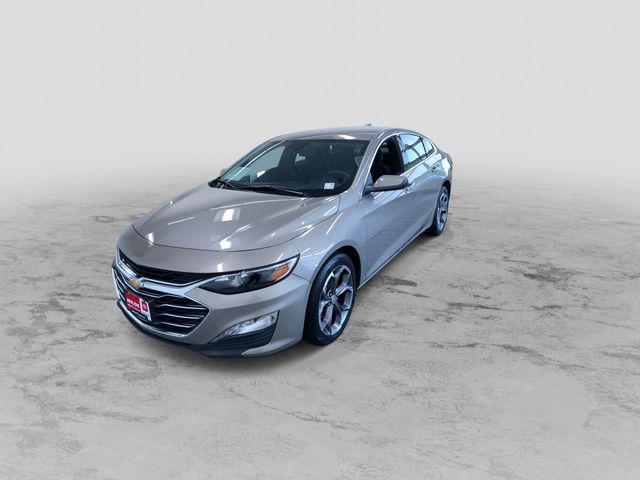 Photo of 2024 Mineral Gray Metallic Chevrolet Malibu