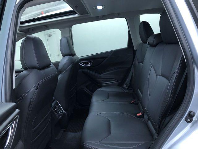 Photo of 2023 Ice Silver Metallic Subaru Forester