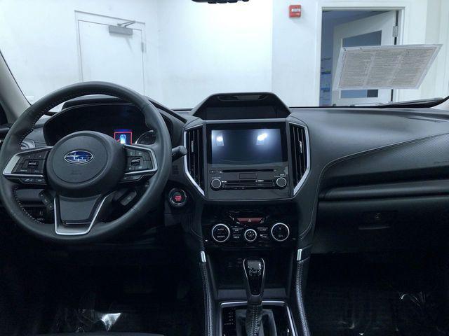 Photo of 2023 Ice Silver Metallic Subaru Forester