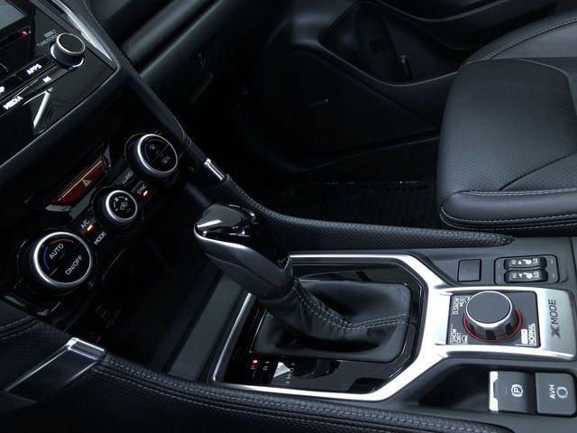 Photo of 2023 Ice Silver Metallic Subaru Forester