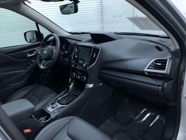 Photo of 2023 Ice Silver Metallic Subaru Forester