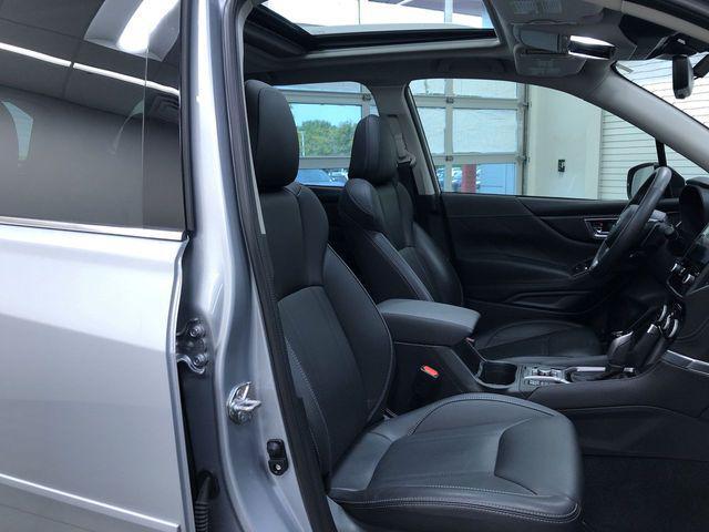 Photo of 2023 Ice Silver Metallic Subaru Forester