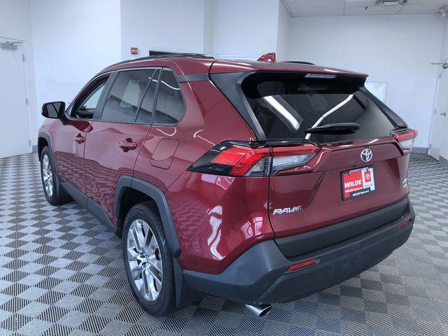 Photo of 2019 Ruby Flare Pearl Toyota RAV4