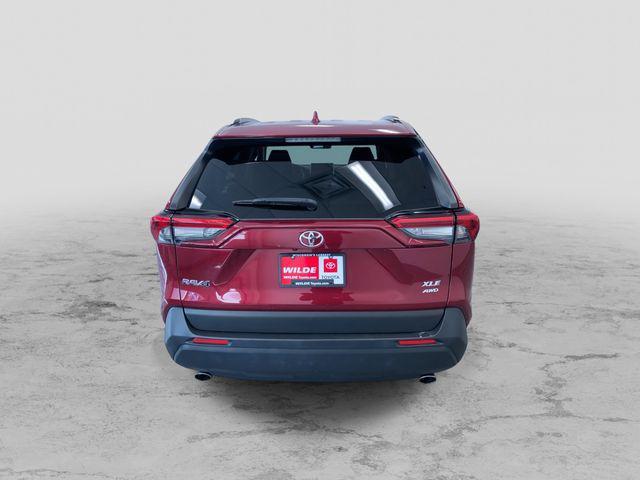 Photo of 2019 Ruby Flare Pearl Toyota RAV4