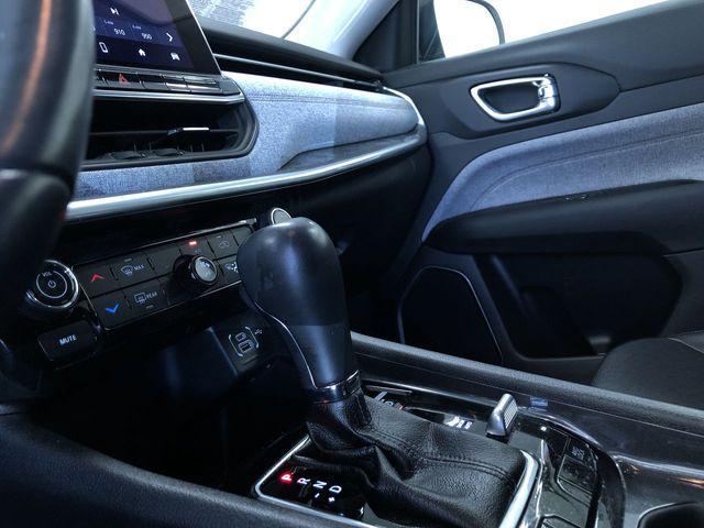 Photo of 2022 Granite Crystal Metallic Clearcoat Jeep Compass