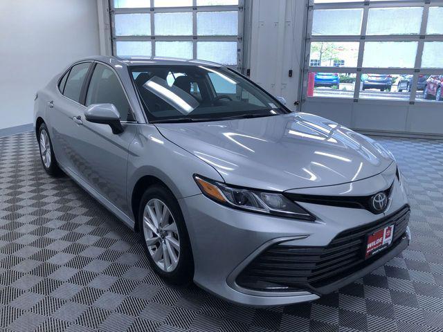 Photo of 2024 Silver Toyota Camry