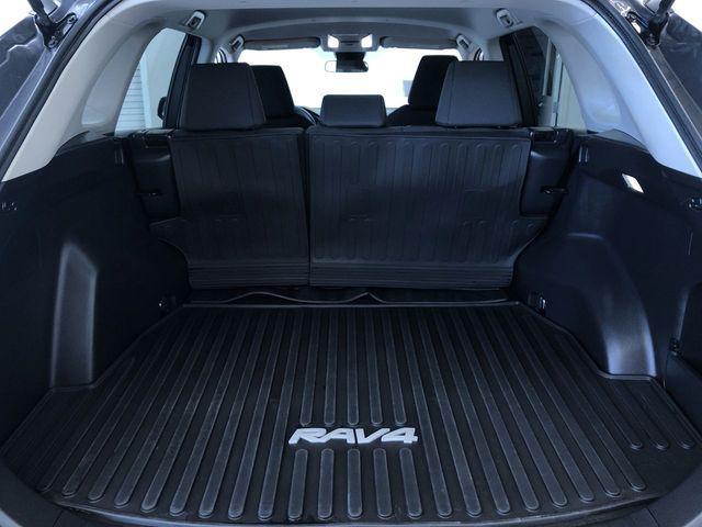 Photo of 2022 Magnetic Gray Metallic Toyota RAV4