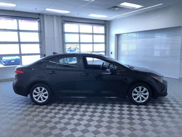 Photo of 2024 Silver Toyota Corolla