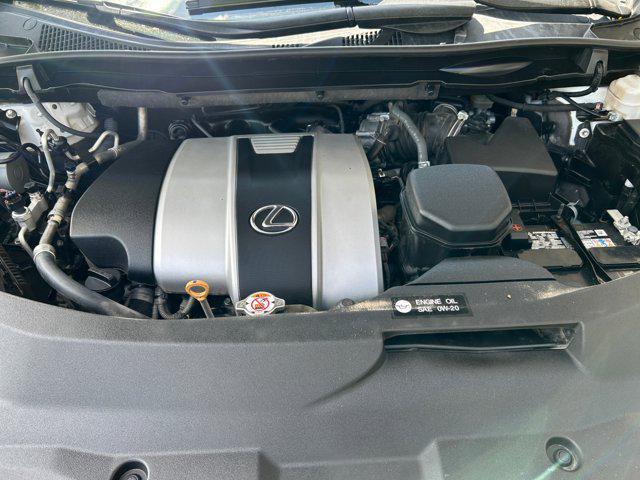 Photo of 2020 Ultra White Lexus RX 350
