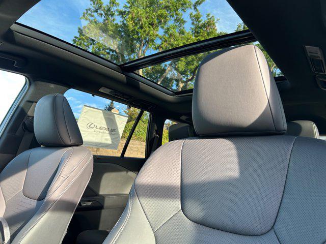 Photo of 2025 Cloud Lexus TX 350