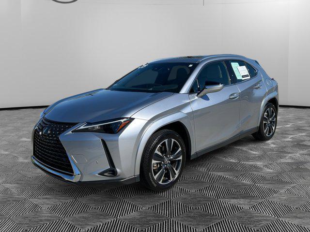 Photo of 2023 Iridium Lexus UX 250h